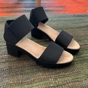 Charleston shoe company classic Monterey sandals